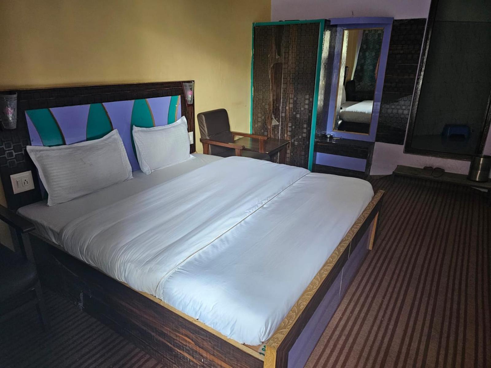 Hotel Afzal And Restaurant Kargil Exterior photo