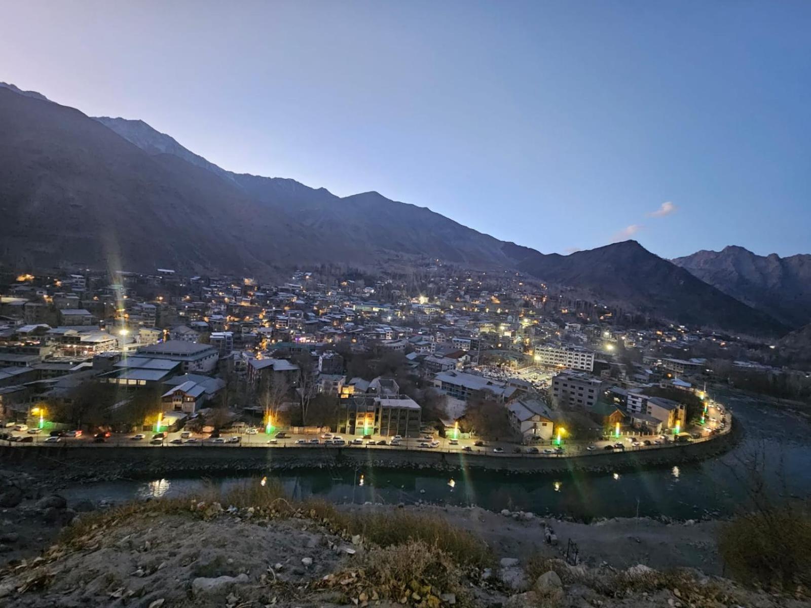 Hotel Afzal And Restaurant Kargil Exterior photo
